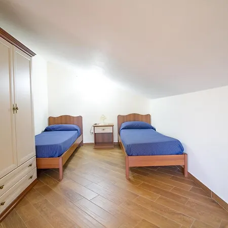 Etna Royal View 4*