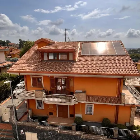 Ξενοδοχείο με διαμερίσματα Etna Royal View 4*