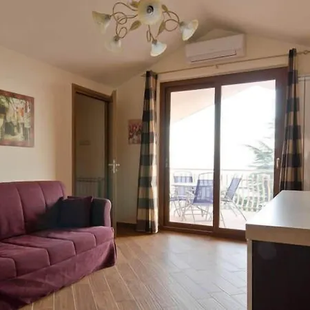 Etna Royal View 4*
