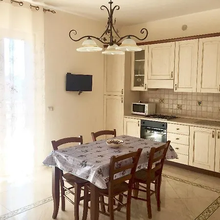 Etna Royal View 4*