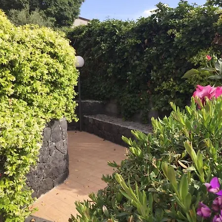 Ξενοδοχείο με διαμερίσματα Etna Royal View Trecastagni