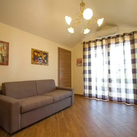 Etna Royal View 4* Trecastagni