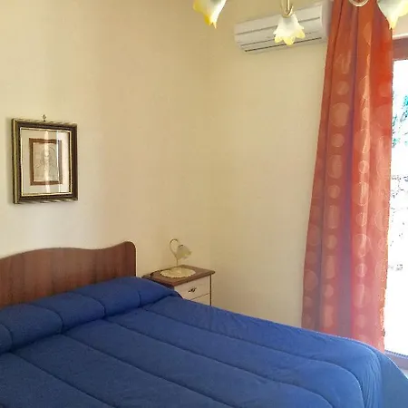 Etna Royal View 4*